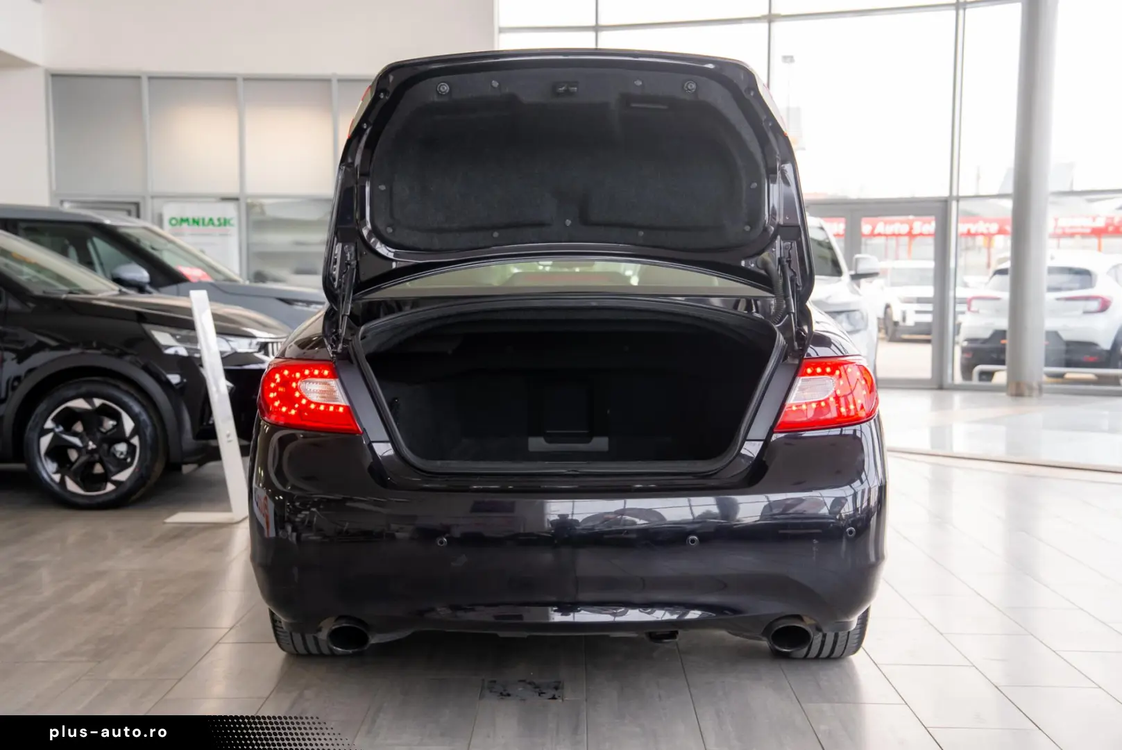 Infiniti Q70 Y51 3.0 Diesel