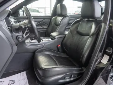 Infiniti Q70 Y51 3.0 Diesel