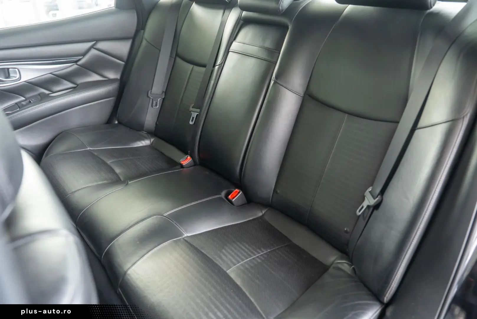 Infiniti Q70 Y51 3.0 Diesel