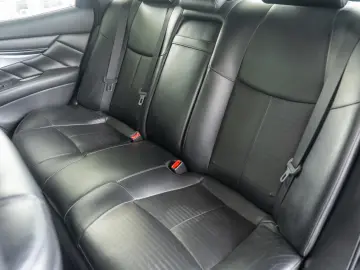 Infiniti Q70 Y51 3.0 Diesel