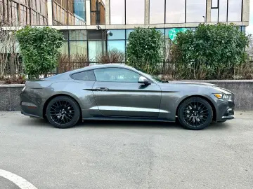 Ford Mustang 2.3 EcoBoost