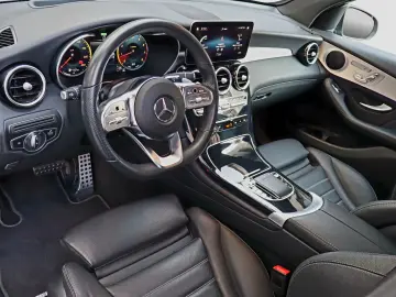 Mercedes-Benz GLC 300 4MATIC MHEV