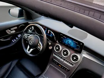 Mercedes-Benz GLC 300 e 4MATIC