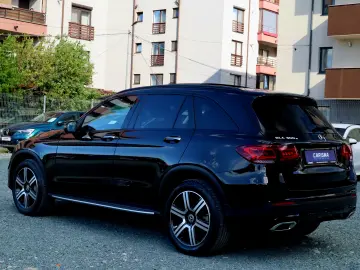 Mercedes-Benz GLC 300 e 4MATIC