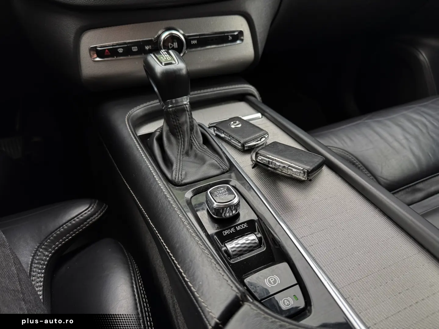 VOLVO XC90 D5 AWD Geartronic Inscription