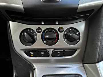 FORD Focus 1.6 TDCI Business