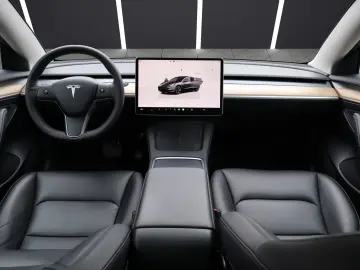 Tesla Model 3 AWD Long Range