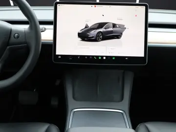Tesla Model 3 AWD Long Range