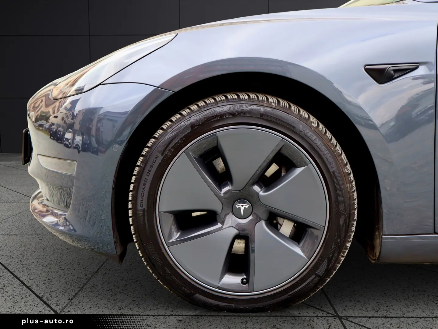 Tesla Model 3 AWD Long Range