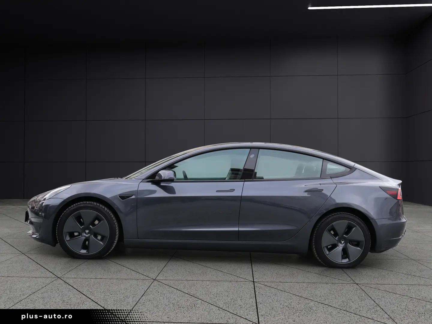 Tesla Model 3 AWD Long Range