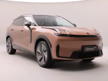 Lynk&Co 08 1.5 T PHEV 200KM Electric   More   HK   Massage