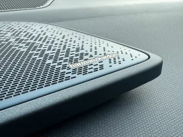 Lynk&Co 08 More Long-Range-Hybrid