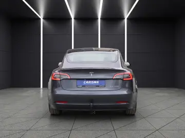Tesla Model 3 AWD Long Range