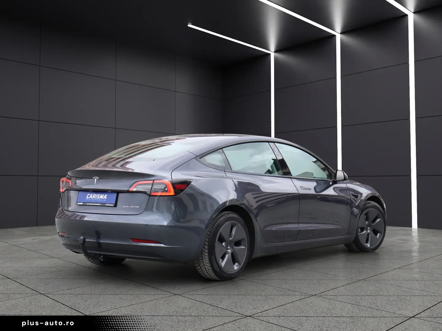 Tesla Model 3 AWD Long Range