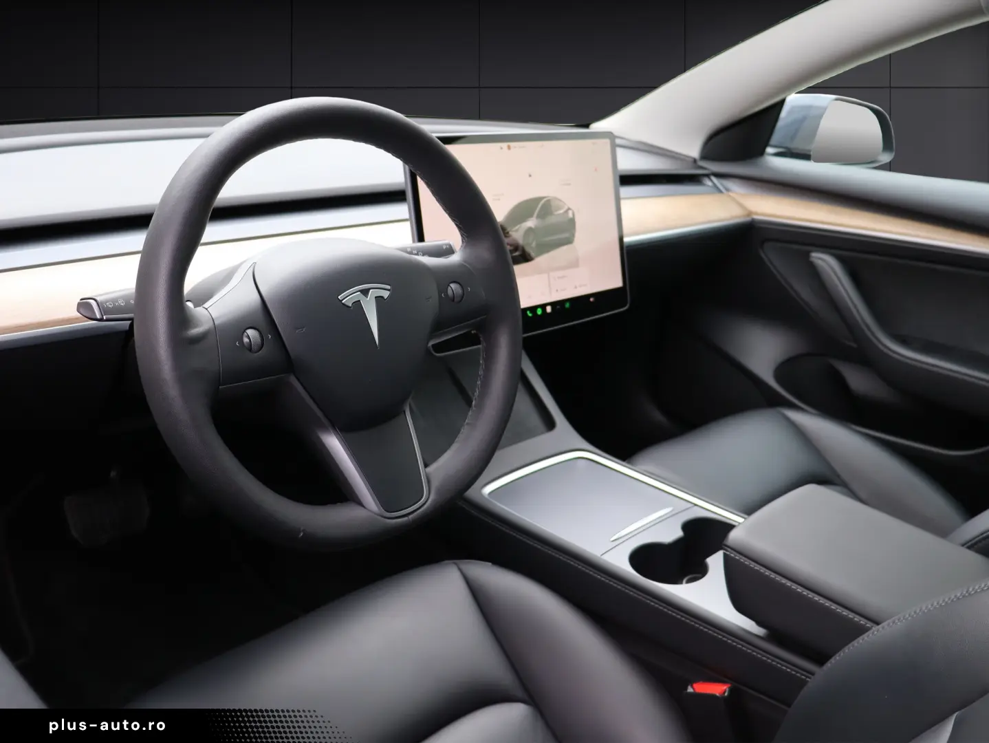 Tesla Model 3 AWD Long Range