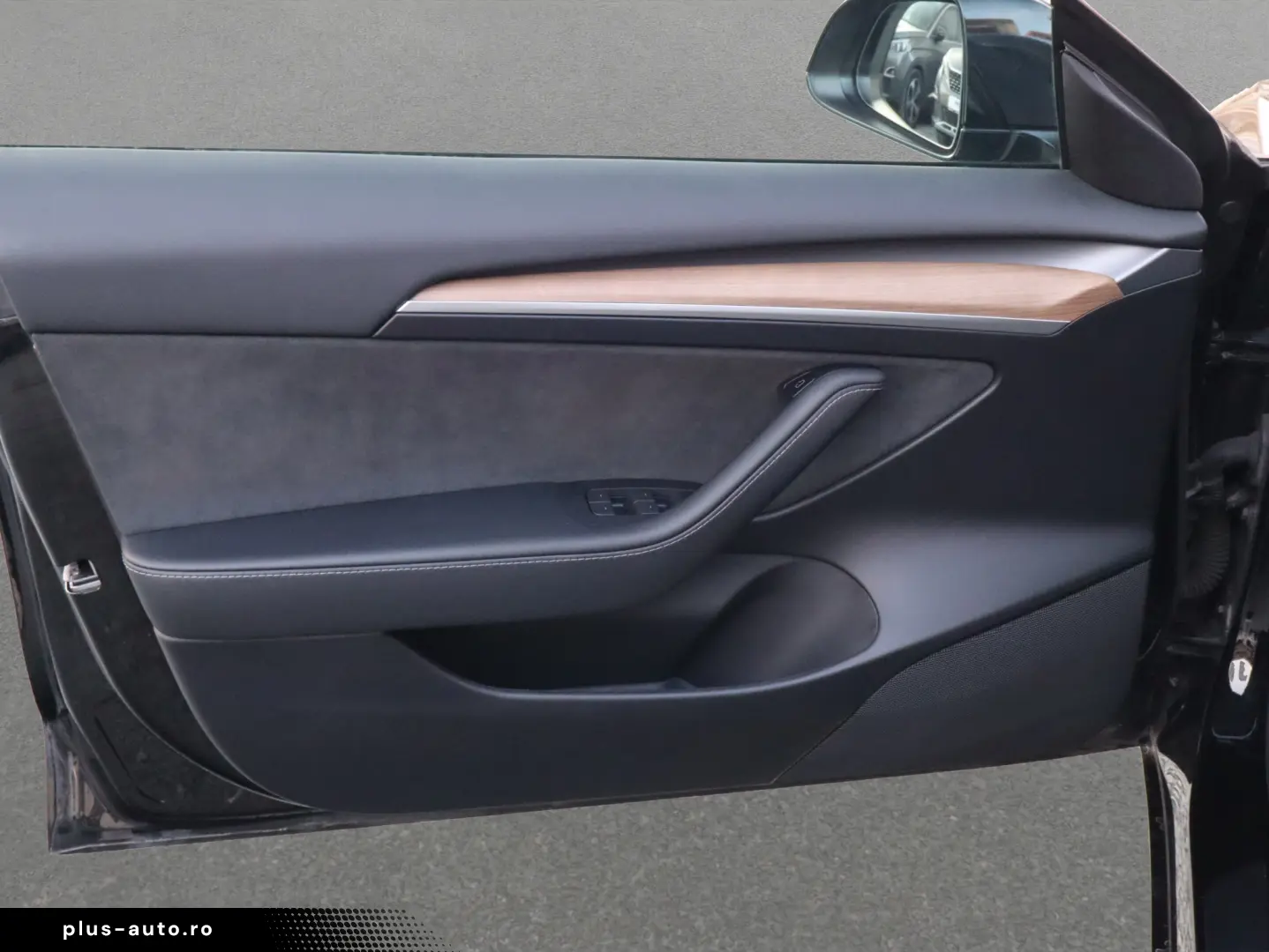 Tesla Model 3 AWD Long Range