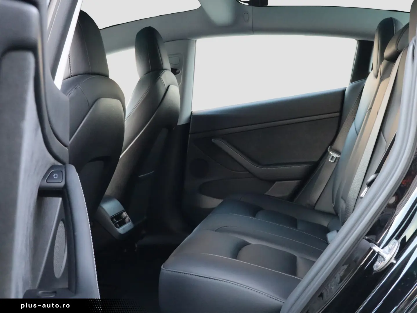 Tesla Model 3 AWD Long Range