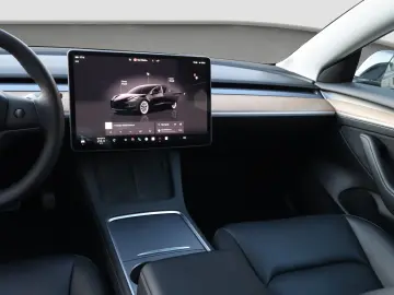 Tesla Model 3 AWD Long Range