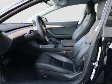 Tesla Model 3 AWD Long Range
