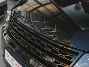 Land Rover Discovery 3.0L SD6 HSE 7 Locuri