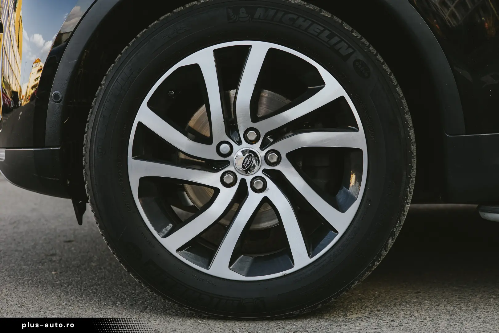 Land Rover Discovery 3.0L SD6 HSE 7 Locuri