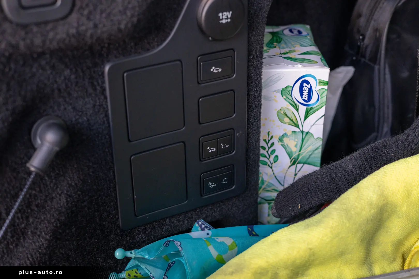 Land Rover Discovery 3.0L SD6 HSE 7 Locuri