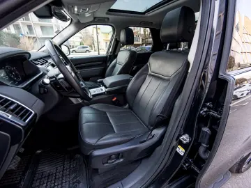 Land Rover Discovery 3.0L SD6 HSE 7 Locuri