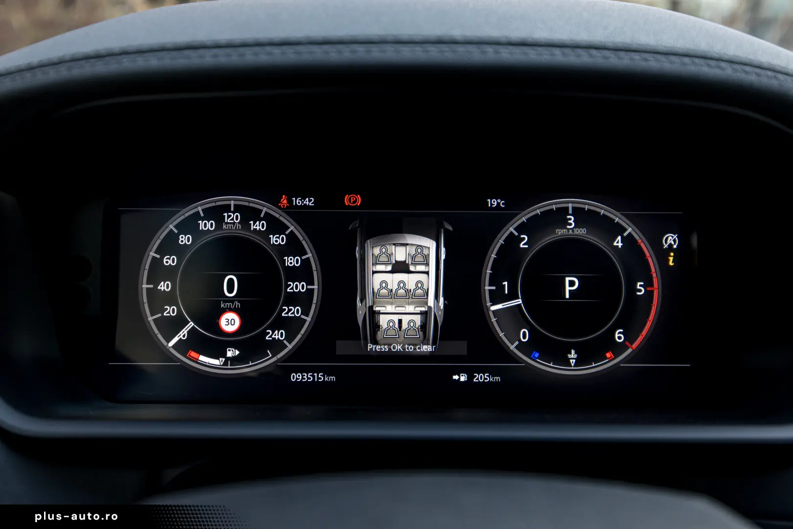 Land Rover Discovery 3.0L SD6 HSE 7 Locuri