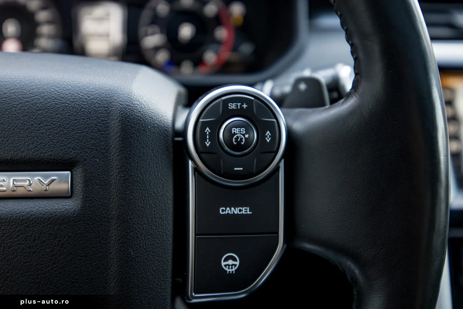 Land Rover Discovery 3.0L SD6 HSE 7 Locuri