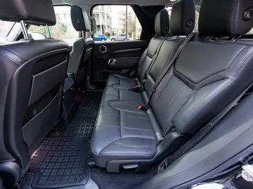 Land Rover Discovery 3.0L SD6 HSE 7 Locuri