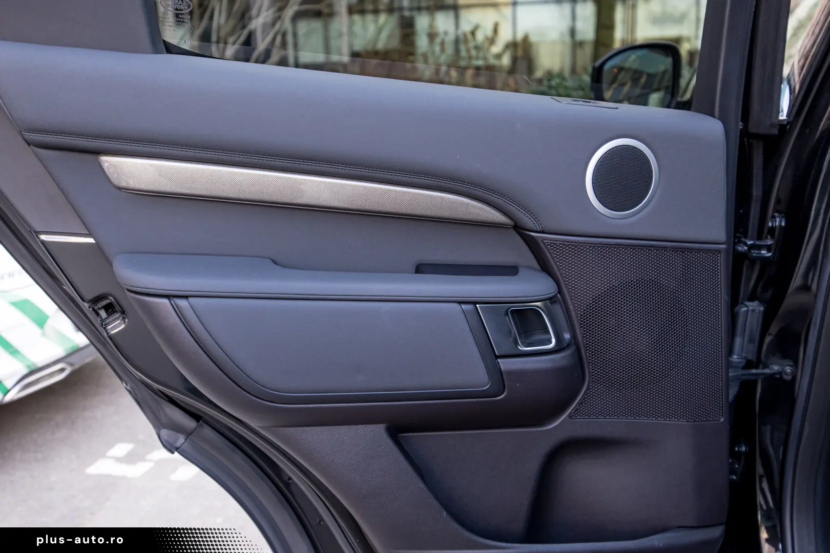 Land Rover Discovery 3.0L SD6 HSE 7 Locuri