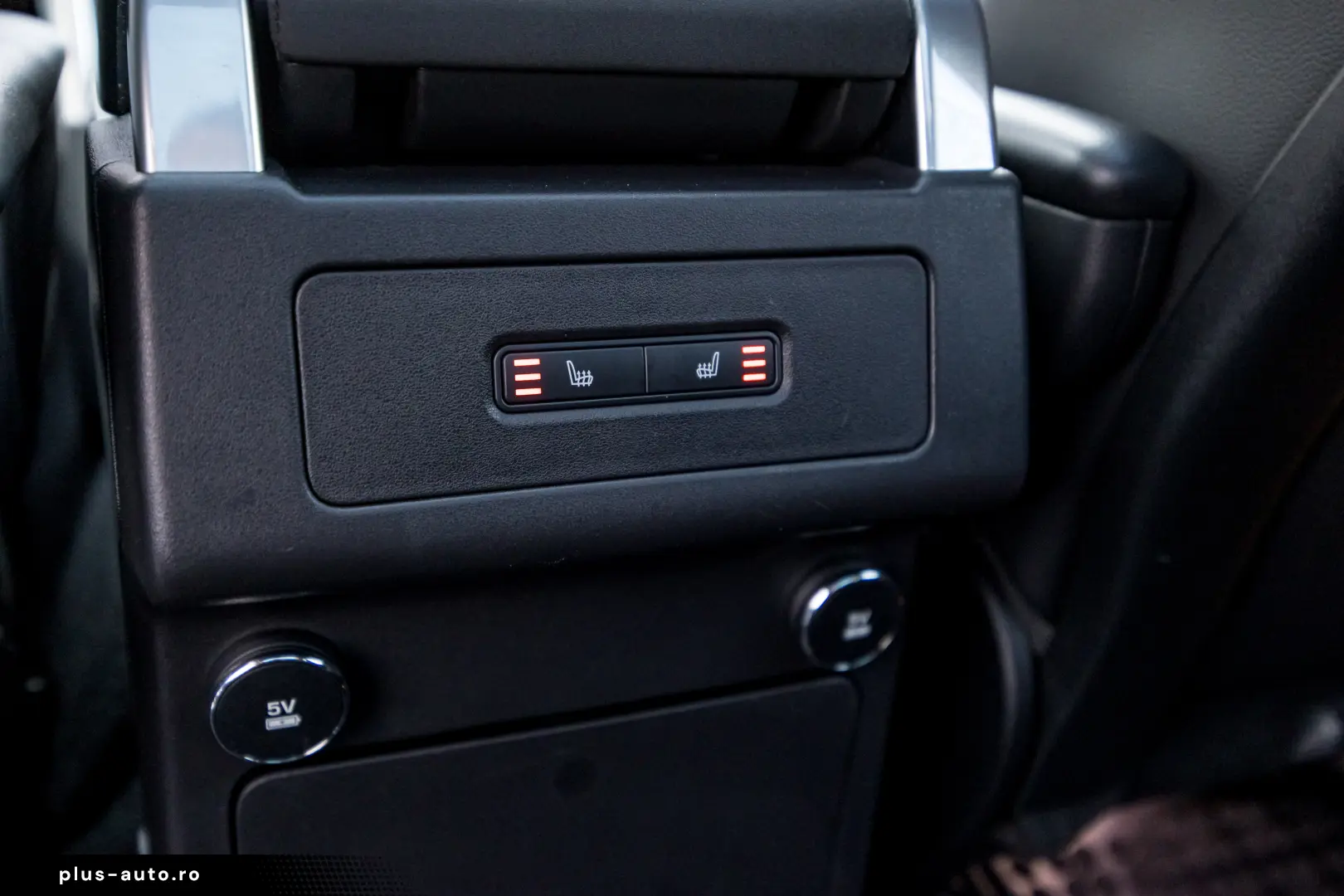 Land Rover Discovery 3.0L SD6 HSE 7 Locuri