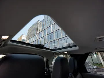 Land Rover Discovery 3.0L SD6 HSE 7 Locuri