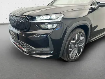 SKODA Kodiaq 2.0 TDI 4x4 Sportline DSG 7-Sitzer HUD Ma