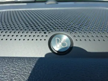 FORD Kuga ST-Line X FHEV 4x4 MatrixLED 360Kam iACC