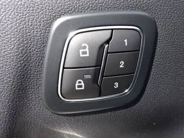 FORD Kuga ST-Line X FHEV 4x4 MatrixLED 360Kam iACC