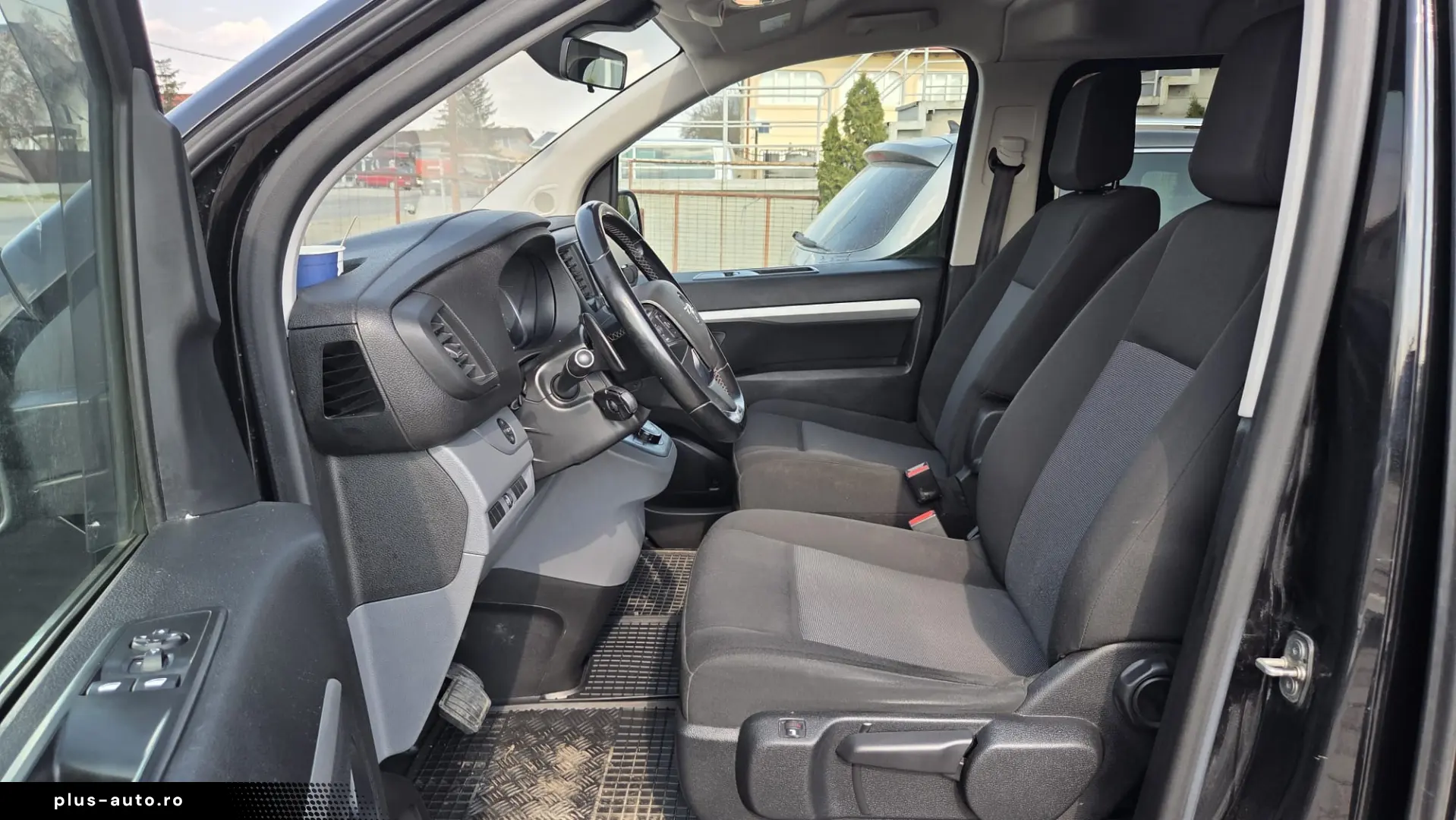 Opel Vivaro 2020  2.0d  177CP - impecabil