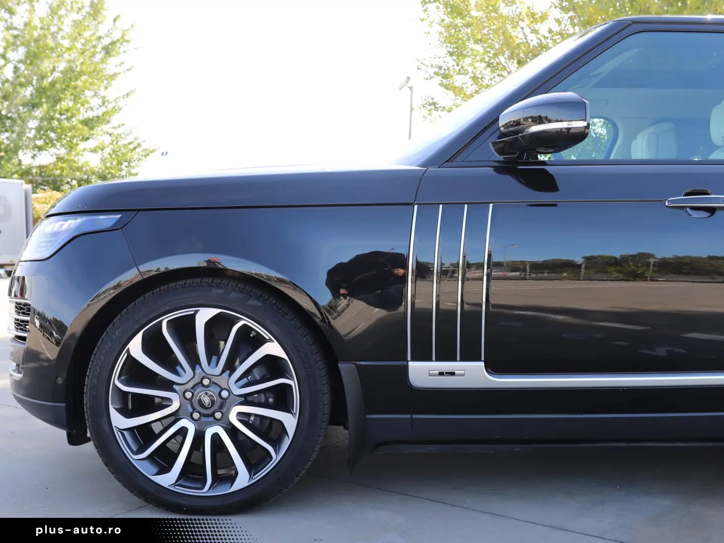 Land Rover Range Rover 3.0 l6 MHEV LWB SVAutobiography