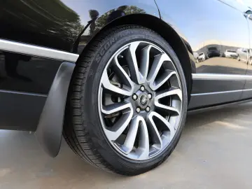 Land Rover Range Rover 3.0 l6 MHEV LWB SVAutobiography