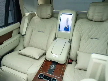 Land Rover Range Rover 3.0 l6 MHEV LWB SVAutobiography