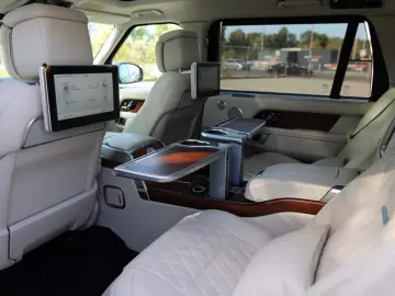 Land Rover Range Rover 3.0 l6 MHEV LWB SVAutobiography