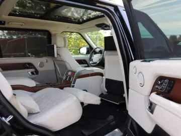 Land Rover Range Rover 3.0 l6 MHEV LWB SVAutobiography