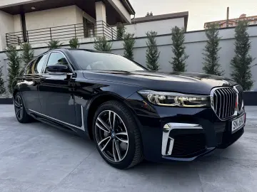 BMW 745