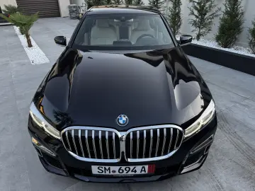 BMW 745