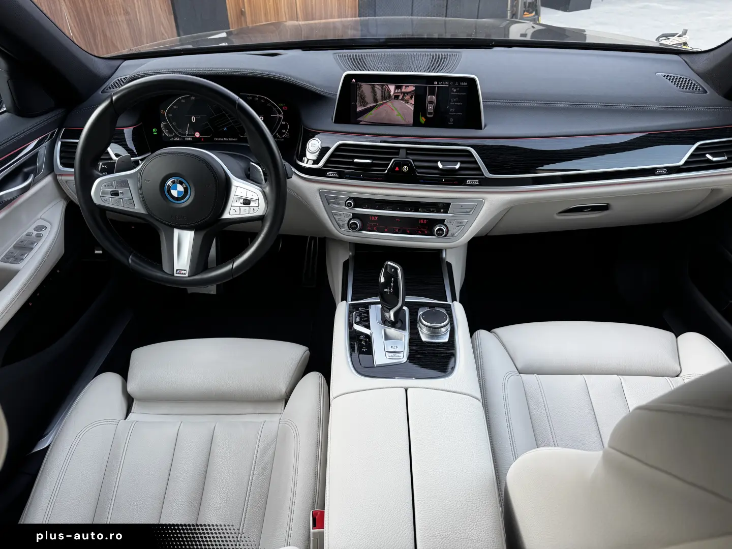 BMW 745