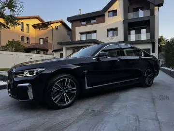 BMW 745