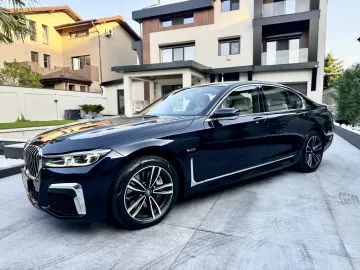 BMW 745