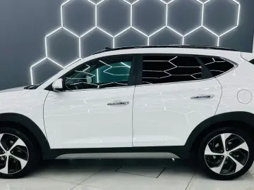 HYUNDAI TUCSON 2018 1.6i E6 Garantie 12 Luni Rate Avans 0 Do