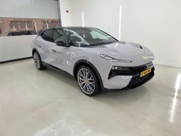Lotus Eletre - Electric - Automatic - 612 hp - 37.821 km