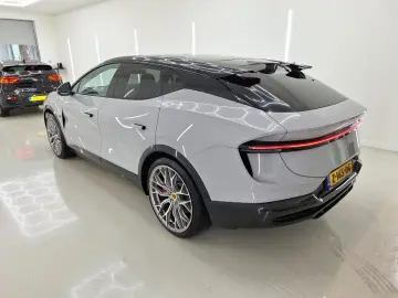 Lotus Eletre - Electric - Automatic - 612 hp - 37.821 km